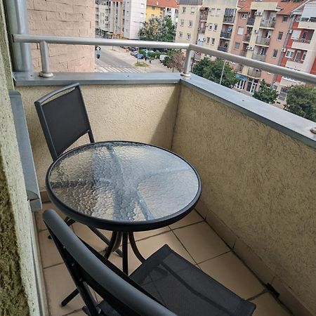 Poesia Apartment Novi Sad Exteriör bild